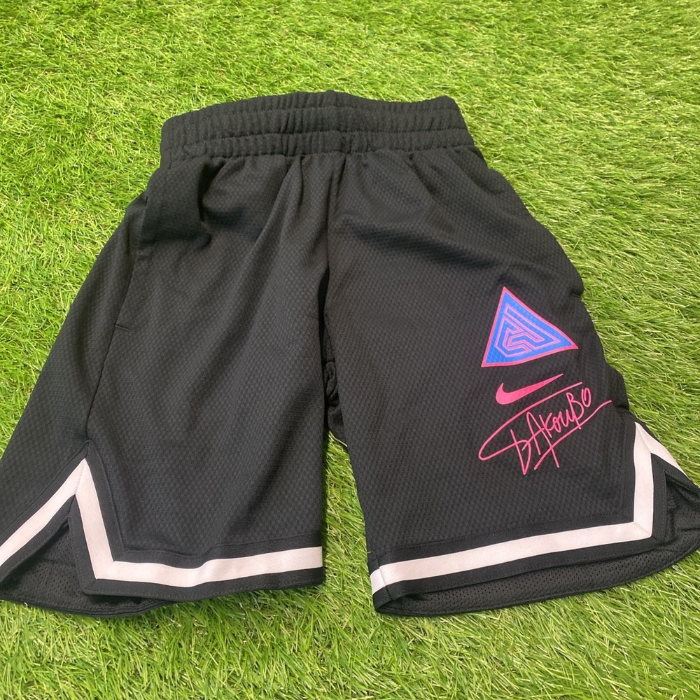 Nike Kids Giannis Antetokounmpo Dri-FIT Basketball Shorts Black Size Boys XS New